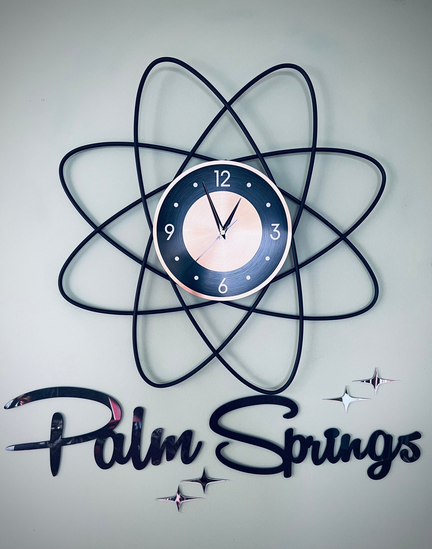 Atomic Age Clock, Black.