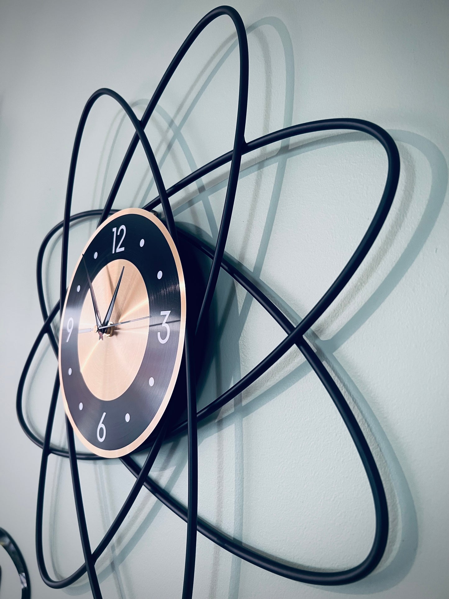 Atomic Age Clock, Black.