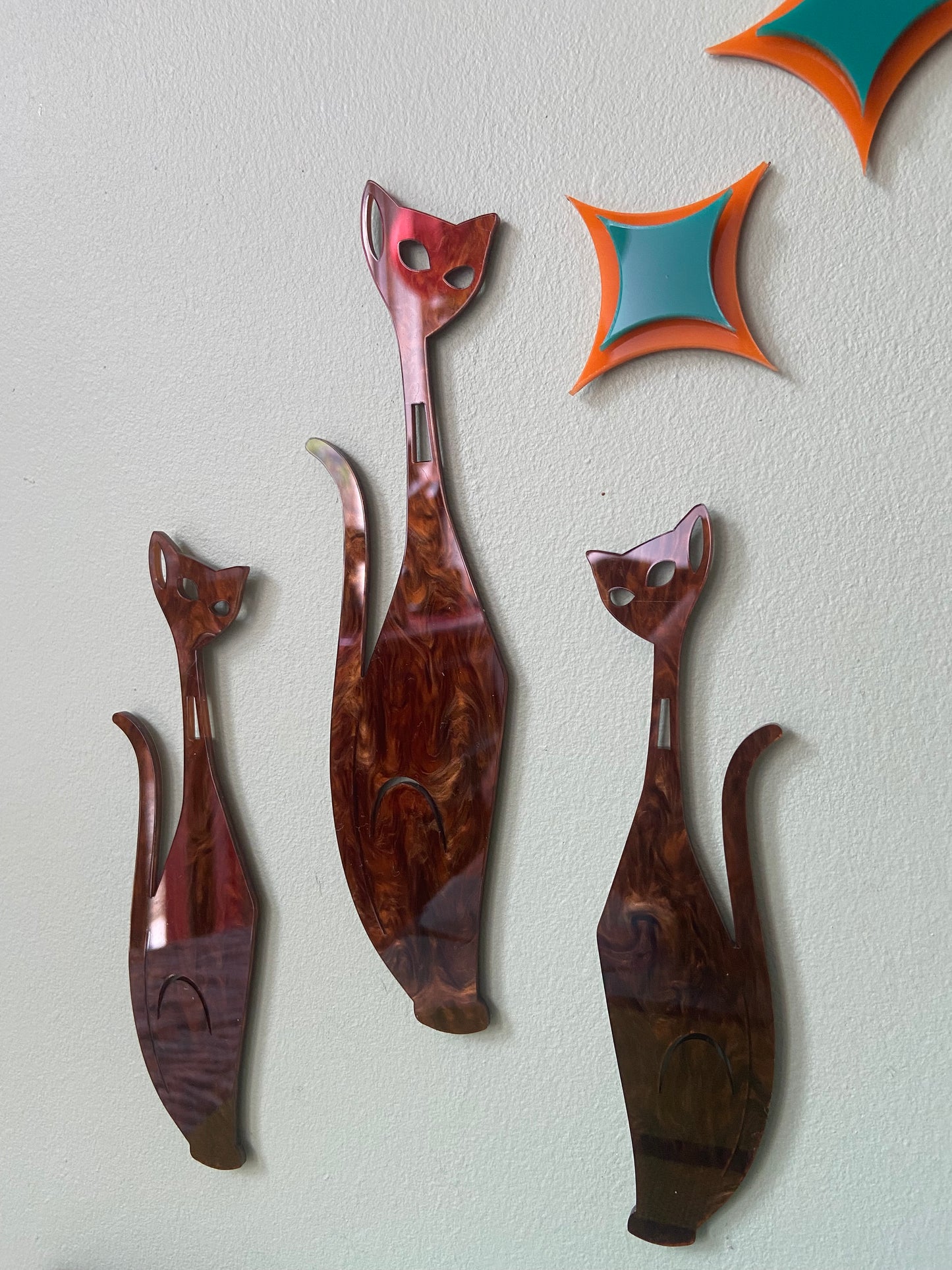 Retro Coast Midcentury Sexton Cats With Diamond Bursts. FREE SHIPPING.