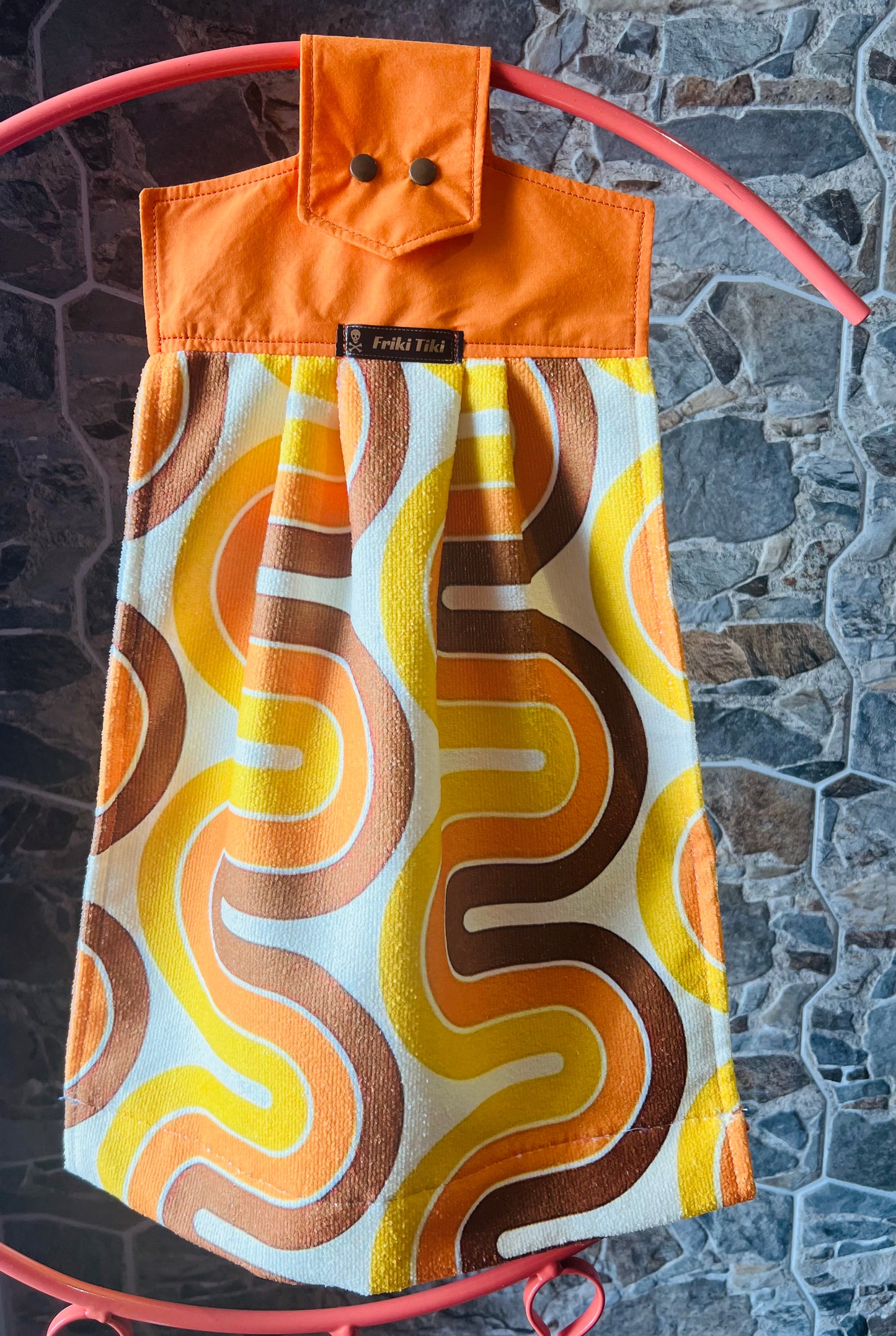 Retro Hand Towel. Includes Shipping Within Australia.