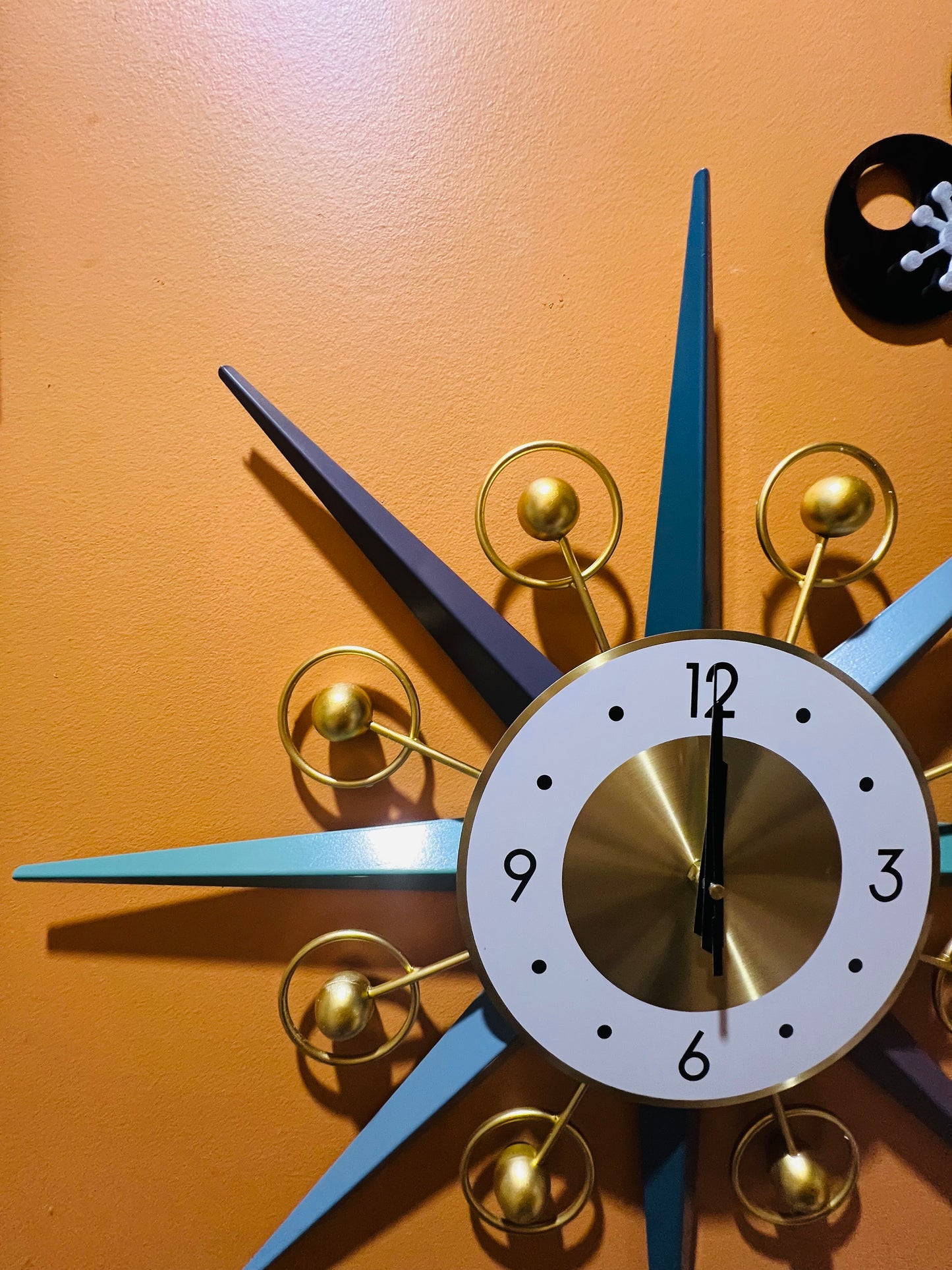 Atomic Age Starburst Clock