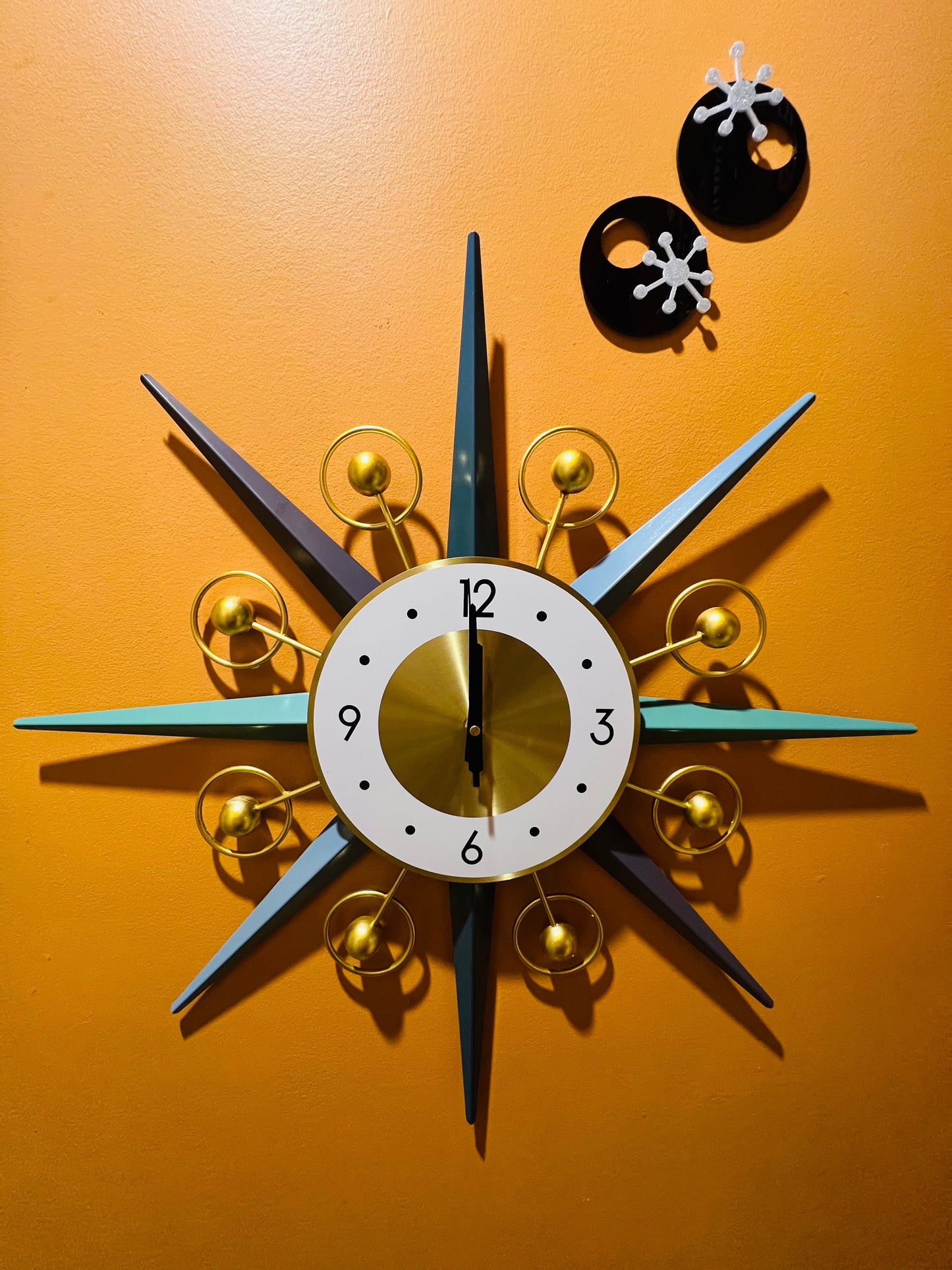 Atomic Age Starburst Clock