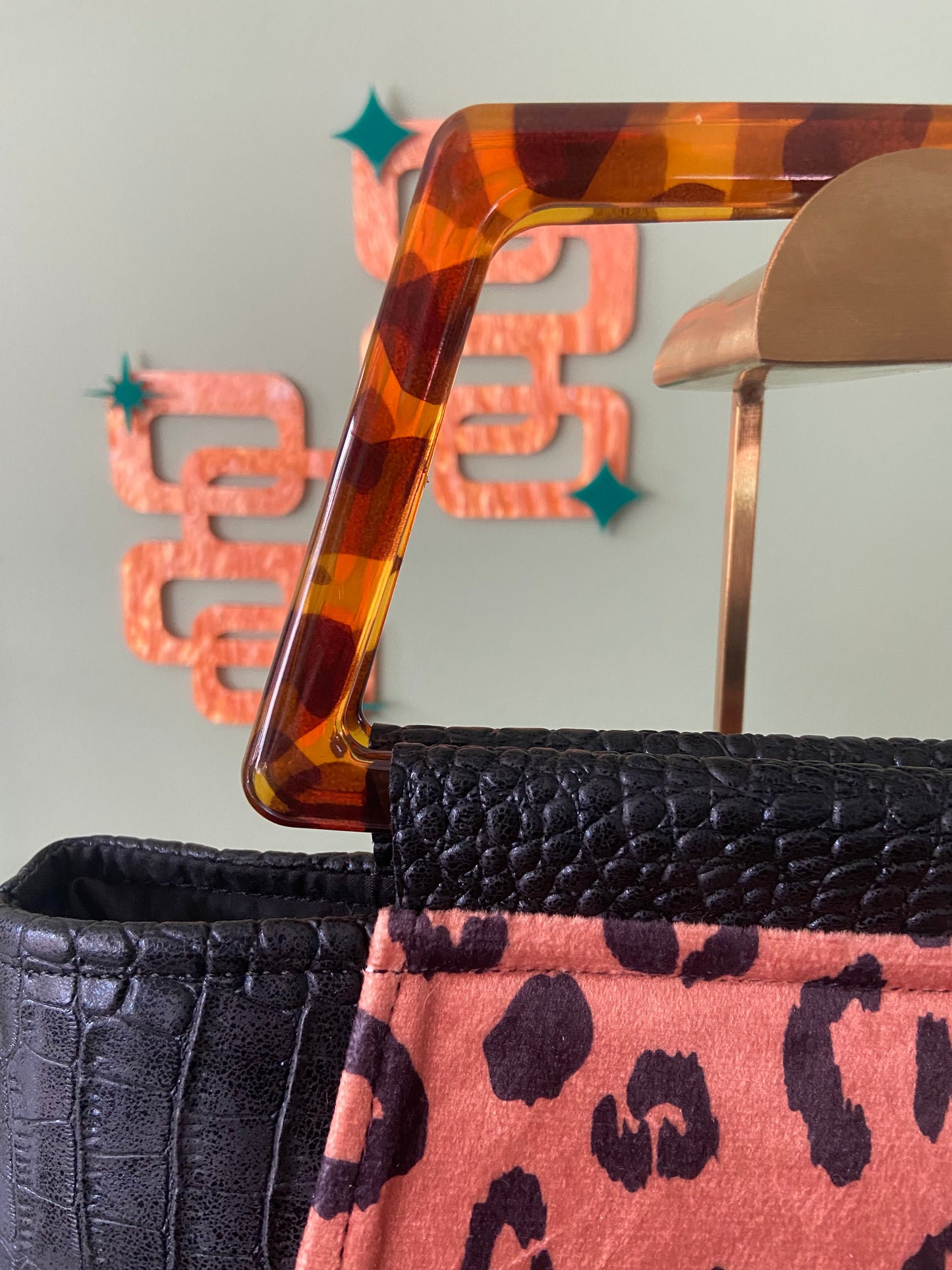 Retro Coast Midcentury Tortoise Shell & Leopard Hand Bag