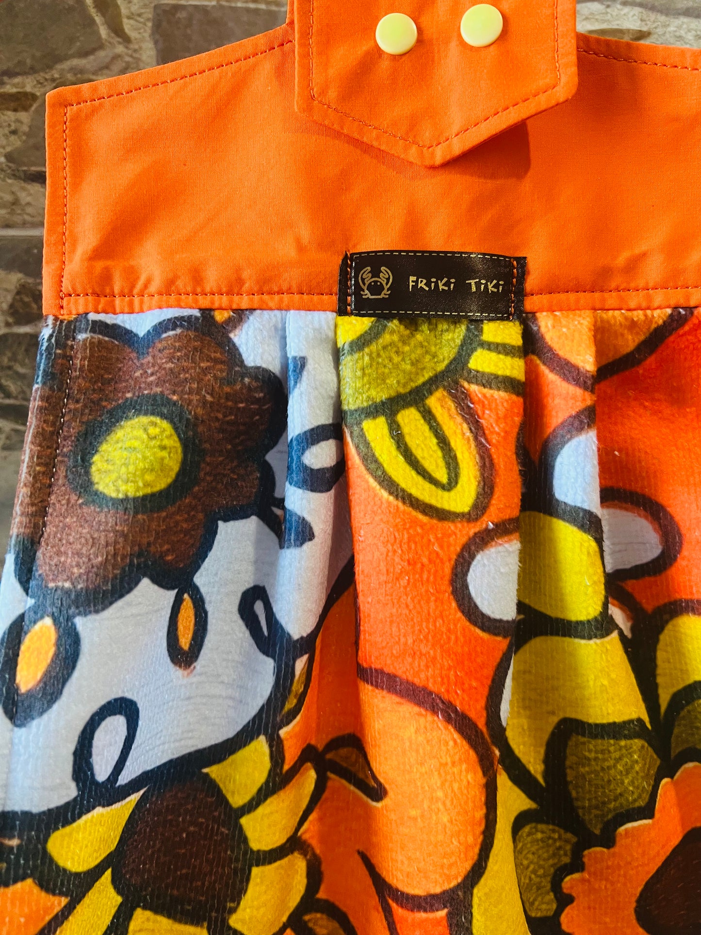 Retro Hand Towel. Shipping Included Within Australia.