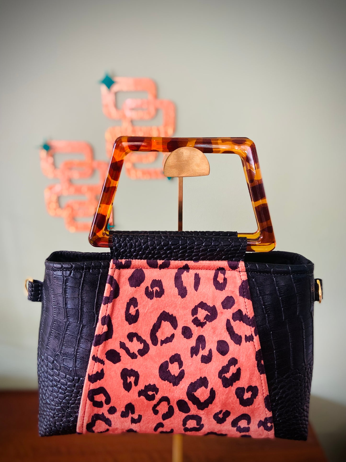 Retro Coast Midcentury Tortoise Shell & Leopard Hand Bag