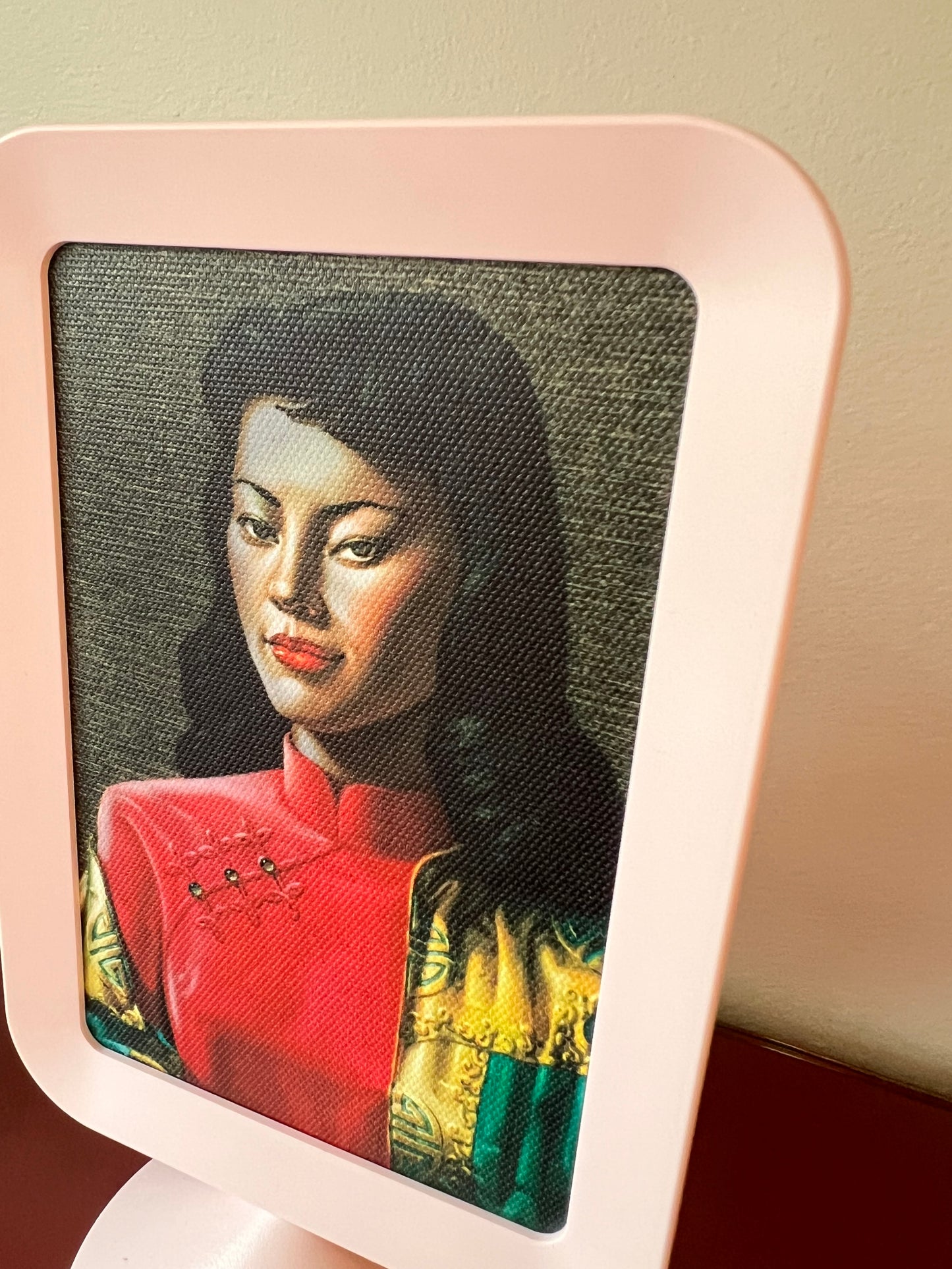 Midcentury Modern Design Art. Desktop Stand Alone Tretchikoff Three Piece. Includes Shipping Within Australia.