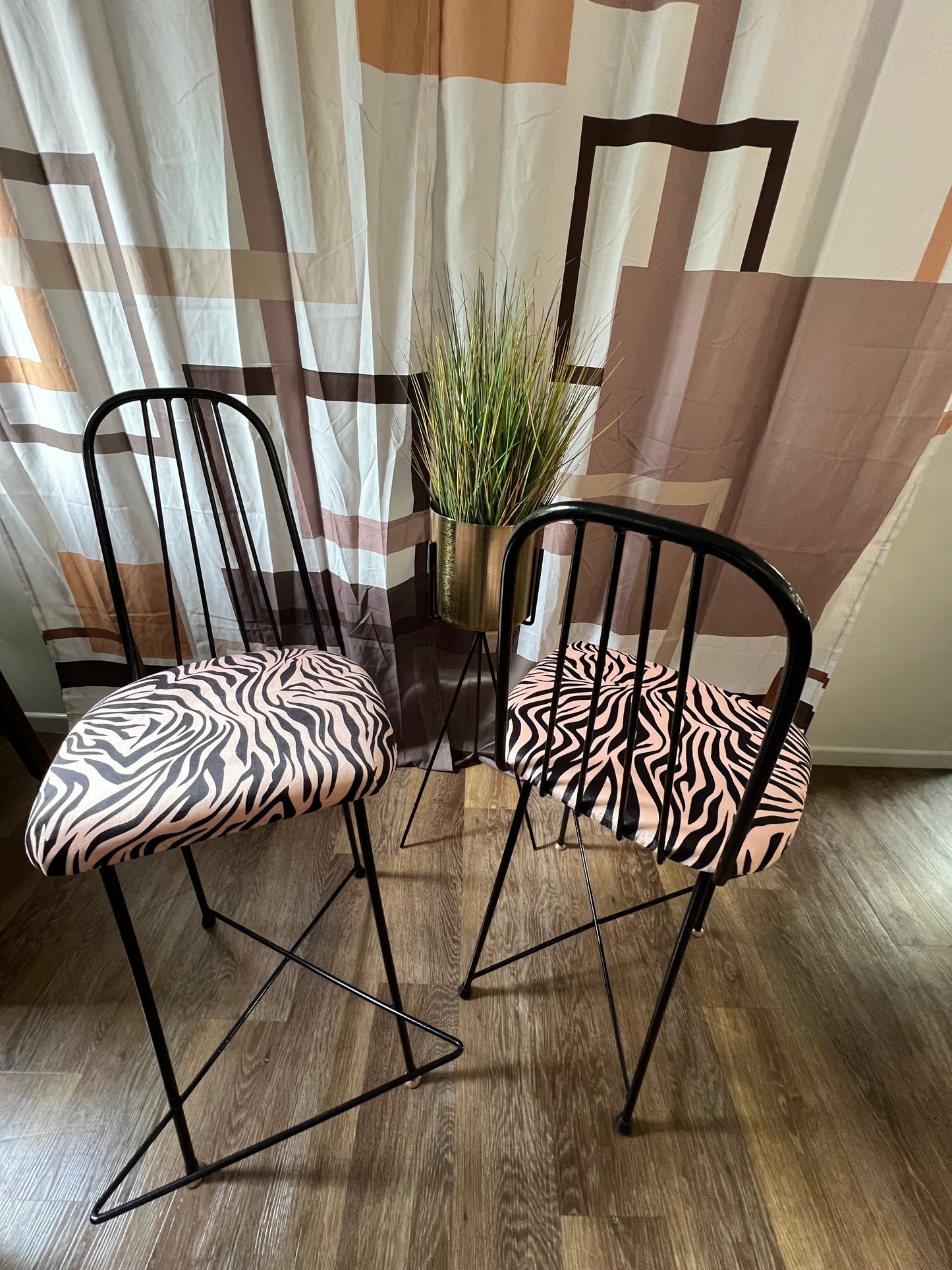Retro Coast Midcentury Impeccable Framac Stool Restoration