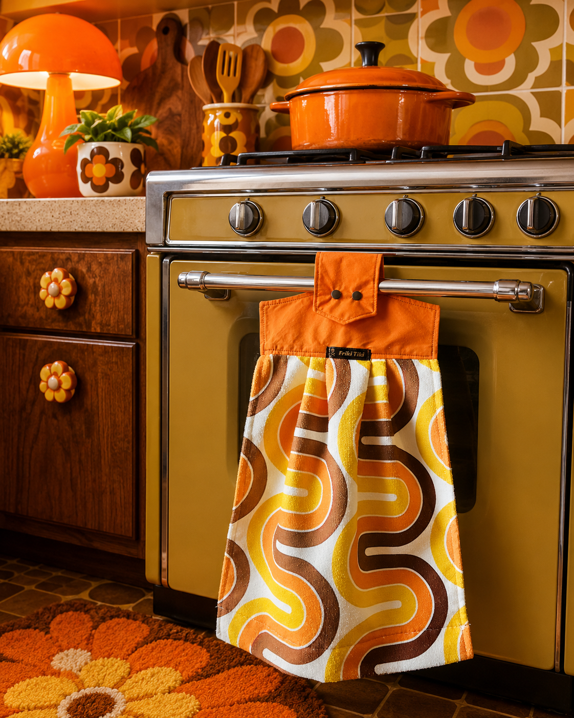 Retro Hand Towel. Includes Shipping Within Australia.