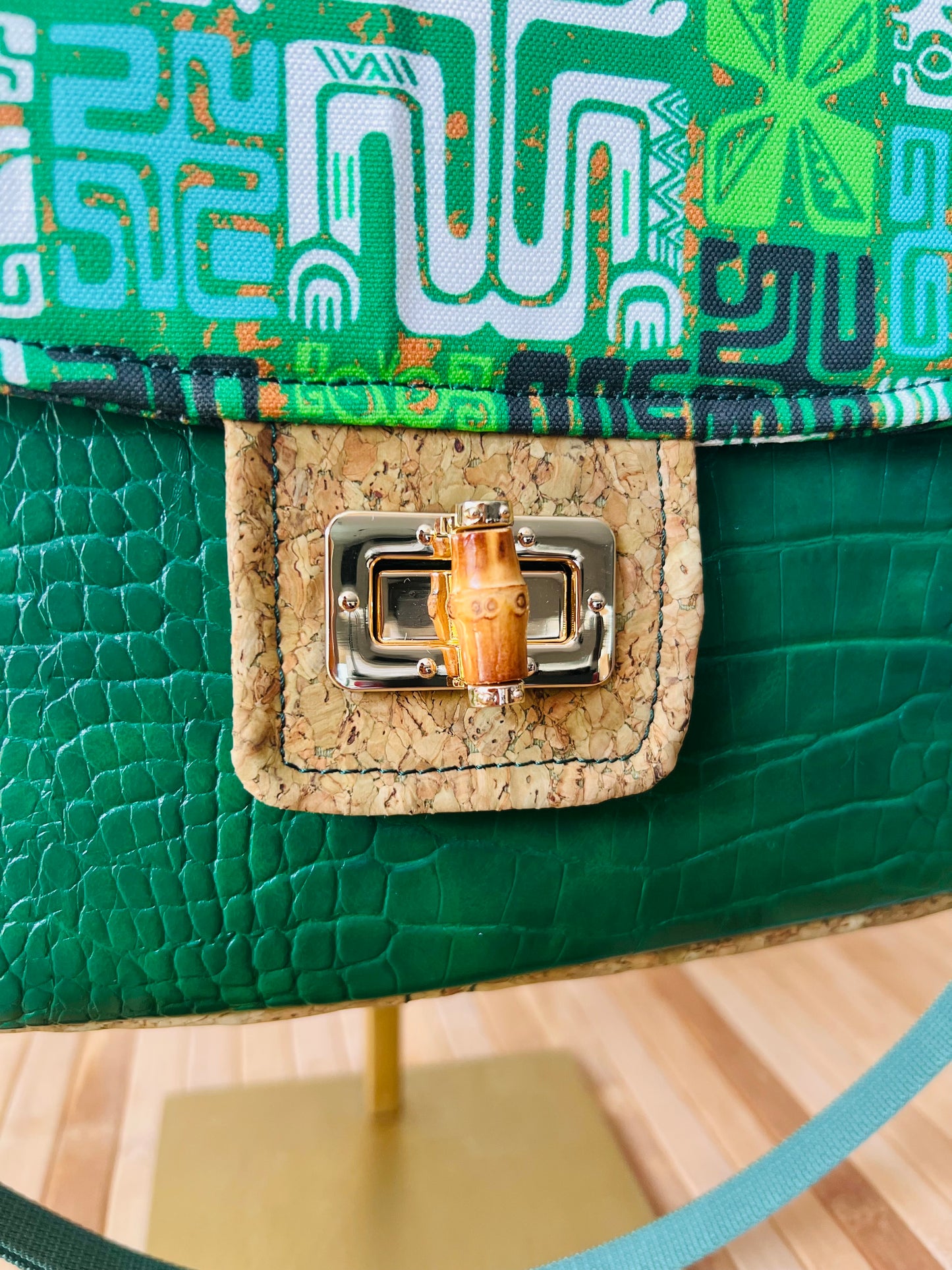 Tiki Pinup Girl Handbag With Shoulder Strap. Meticulously Hand Cut & Sewn On The Sunshine Coast. Free Shipping Within Australia.