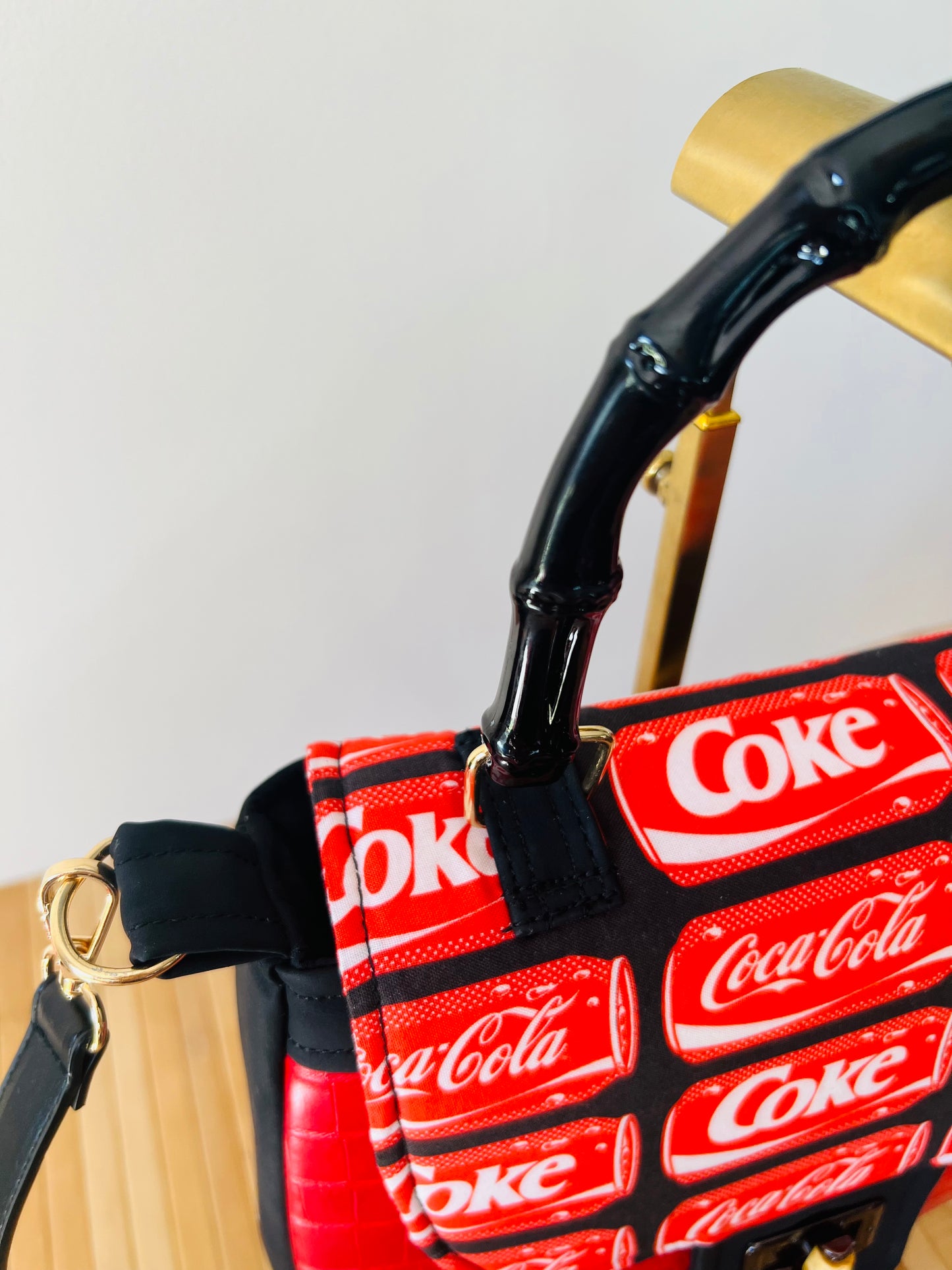 Pinup Girl Coca Cola Handbag. FREE Shipping Applies Within Australia.