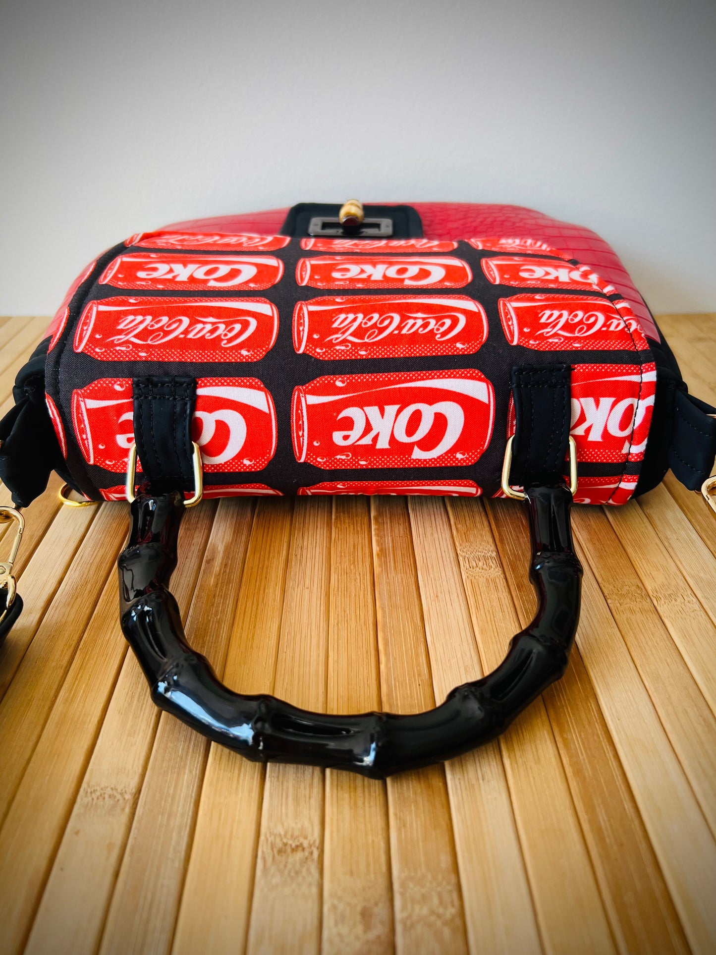 Pinup Girl Coca Cola Handbag. FREE Shipping Applies Within Australia.