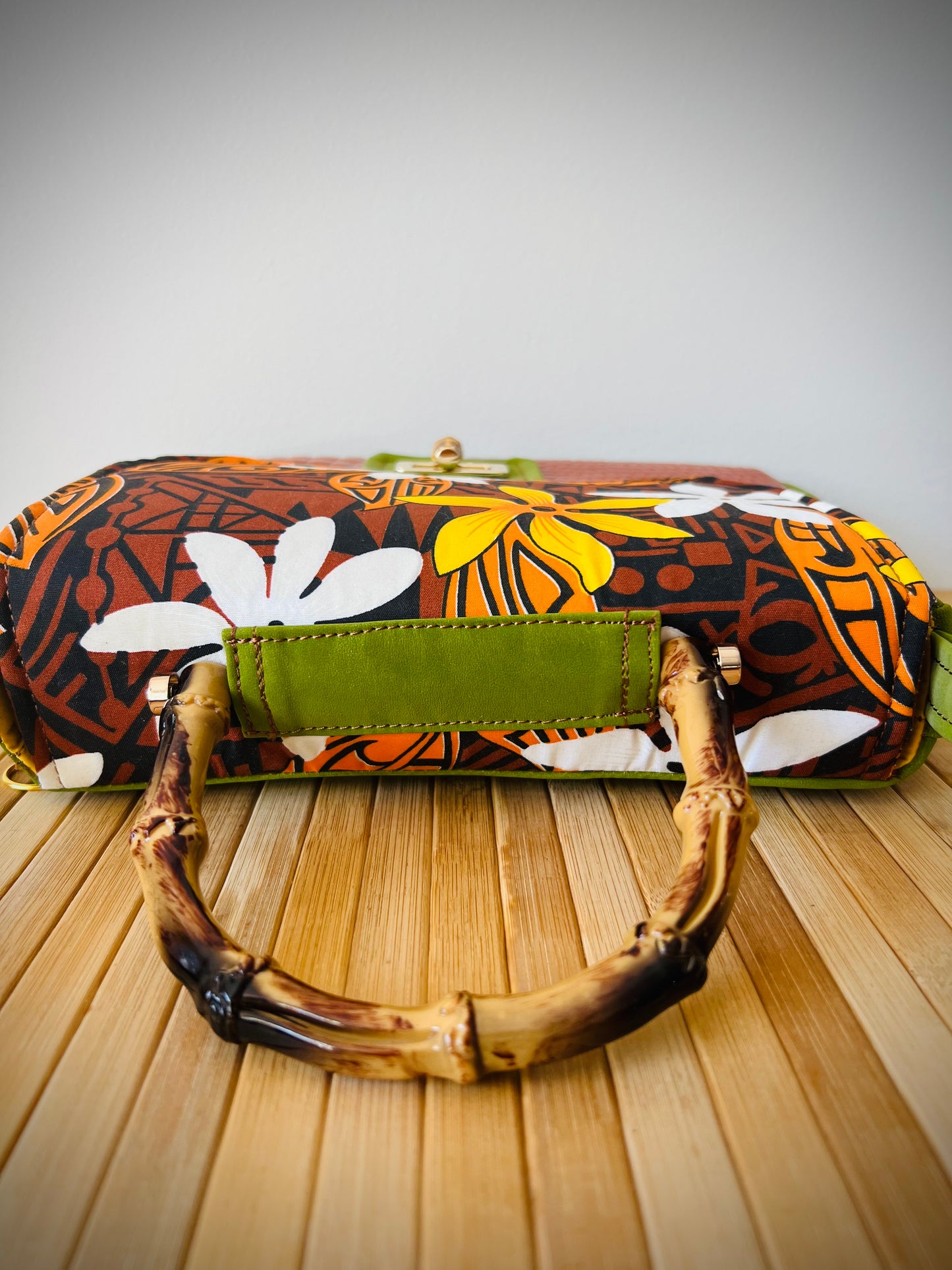 Tiki Pinup Girl Handbag With Shoulder Strap. Meticulously Hand Cut & Sewn On The Sunshine Coast. Free Shipping Within Australia.