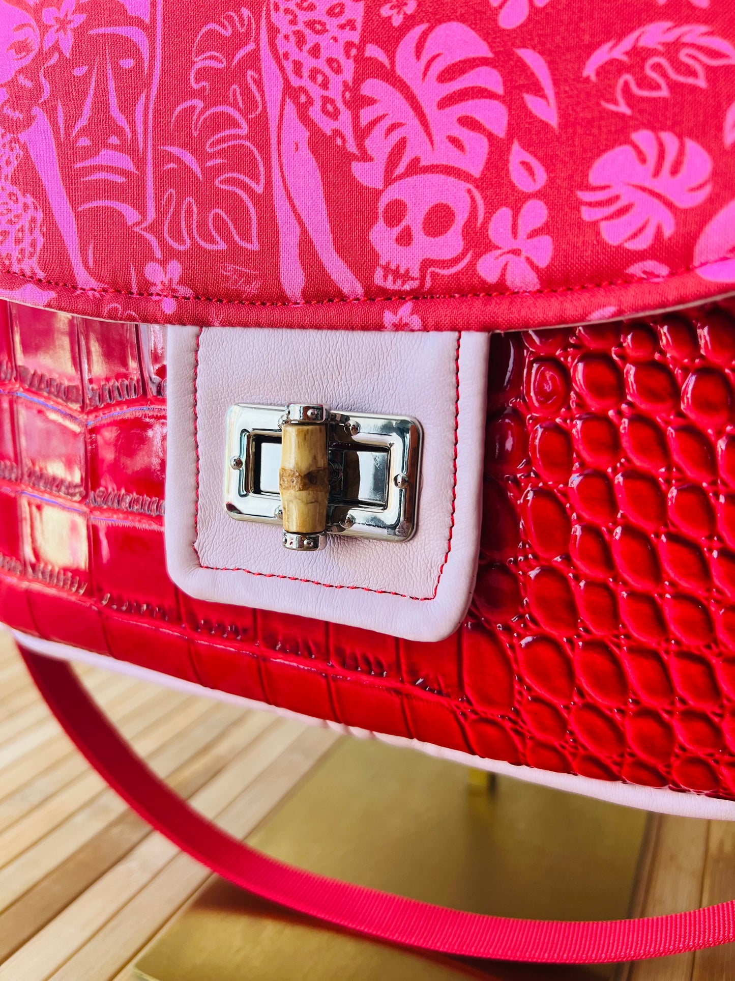 Tiki Pinup Girl Handbag With Shoulder Strap. Meticulously Hand Cut & Sewn On The Sunshine Coast. Free Shipping Within Australia.