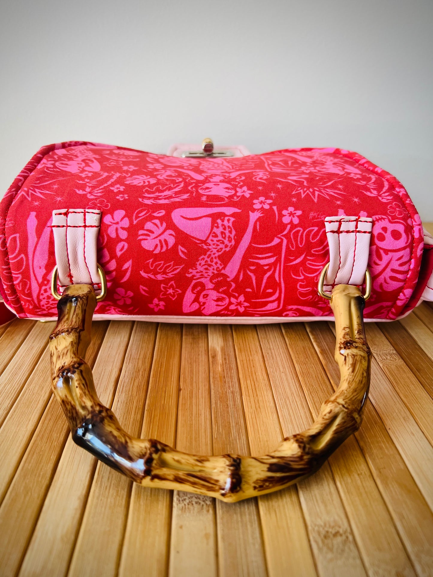 Tiki Pinup Girl Handbag With Shoulder Strap. Meticulously Hand Cut & Sewn On The Sunshine Coast. Free Shipping Within Australia.