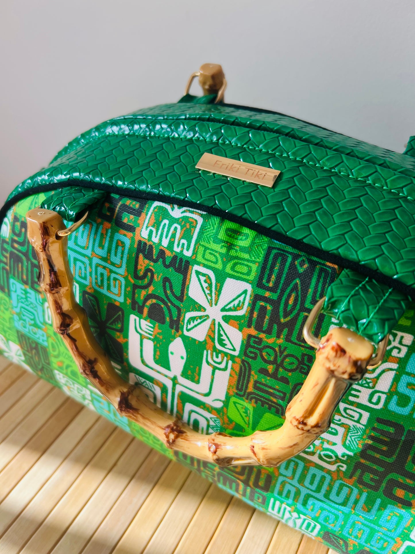 Tiki Pinup Girl Bamboo Bowling Style Handbag. Includes Shipping Within Australia.