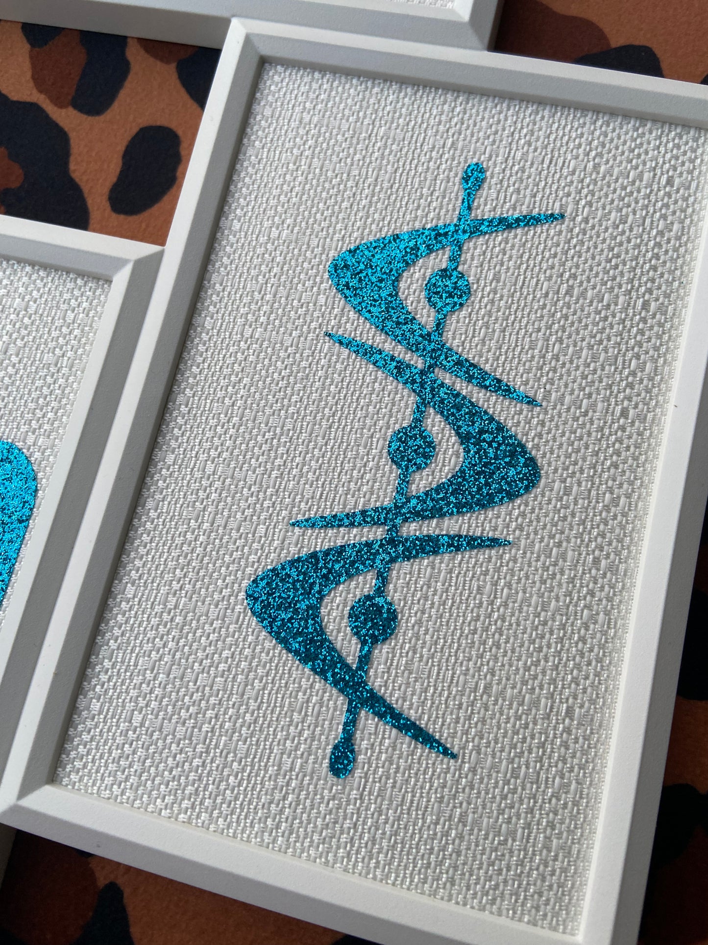 Retro Coast Midcentury Blue Shimmer Abstracts On White Textured Cloth.